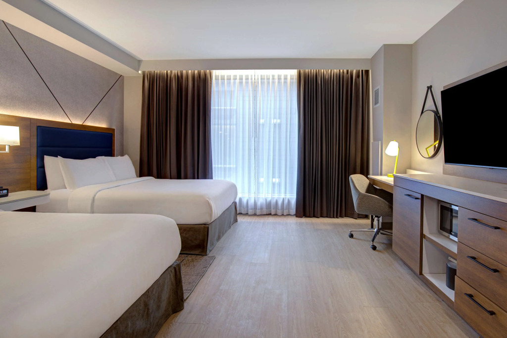Hampton Inn by Hilton Montreal Downtown