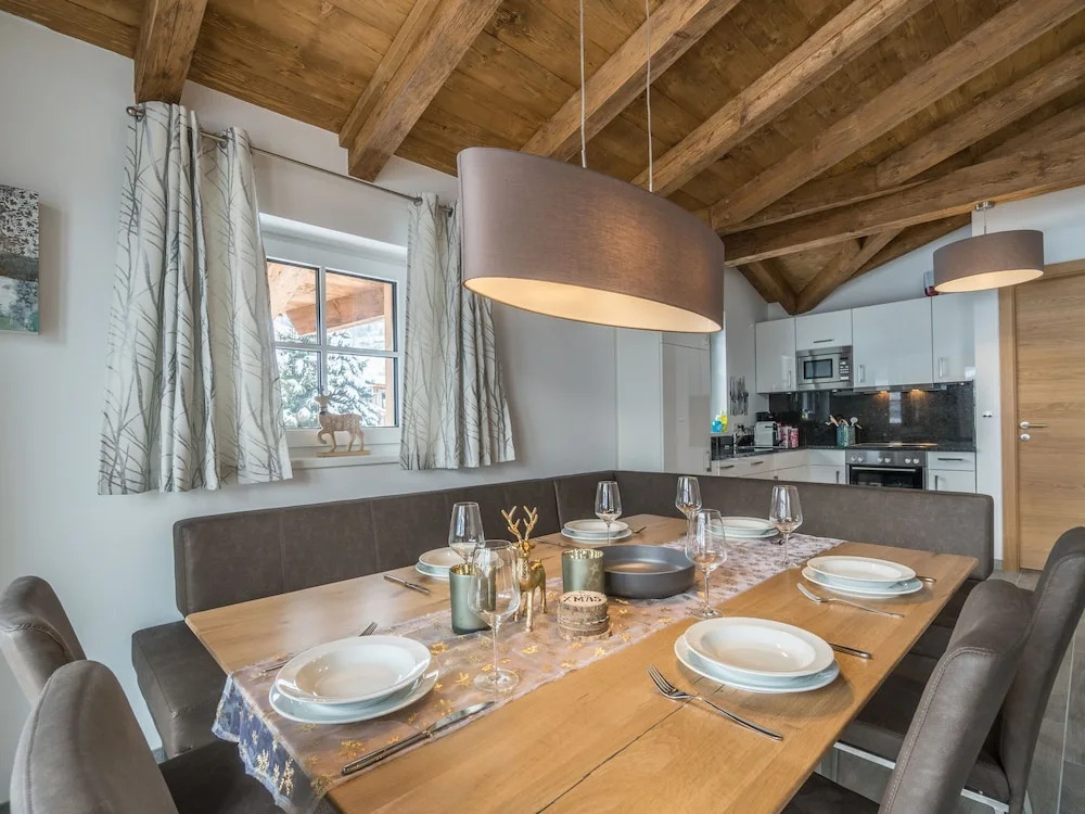 Cozy Chalet near Ski Area in Piesendorf
