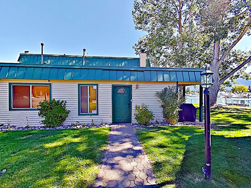 Tahoe Keys Mountain  W/ Dock 2 Bedroom Condo