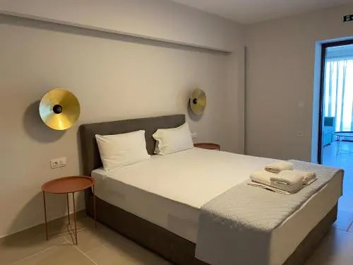 Zinozis Beach Apartments