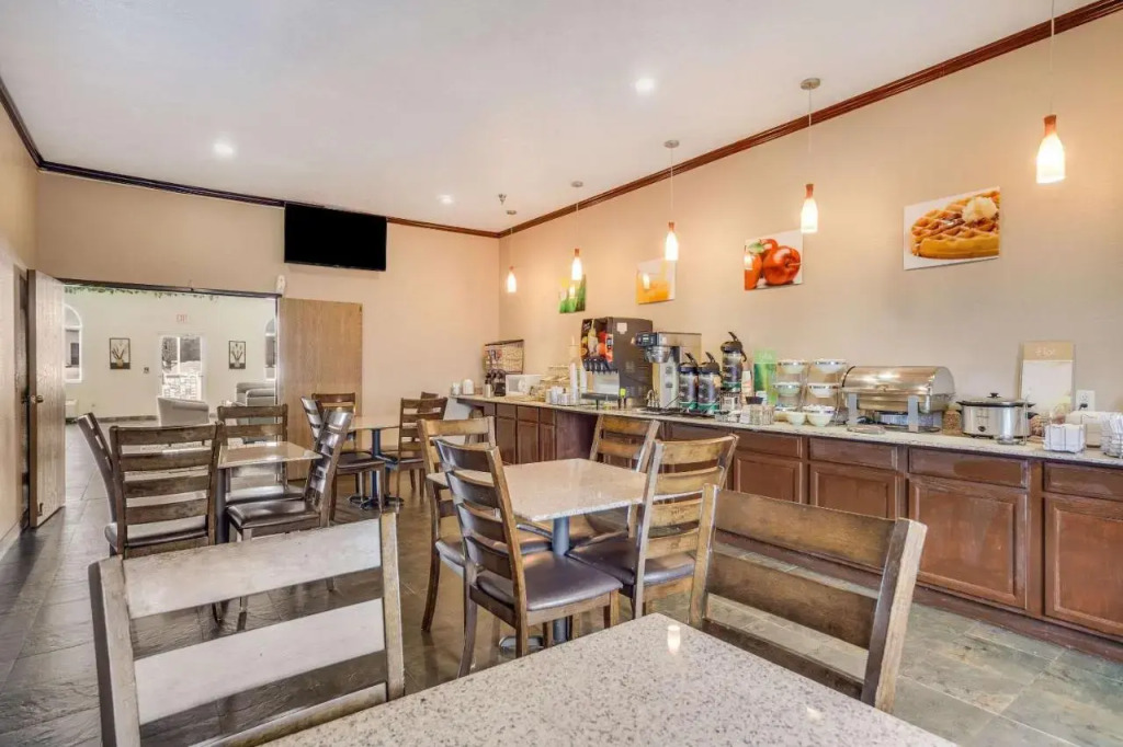 Best Western North Shore Lodge