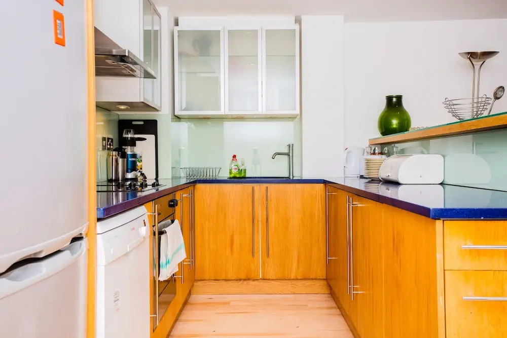 2 Bedroom Apartment with Patio - Sleeps 4