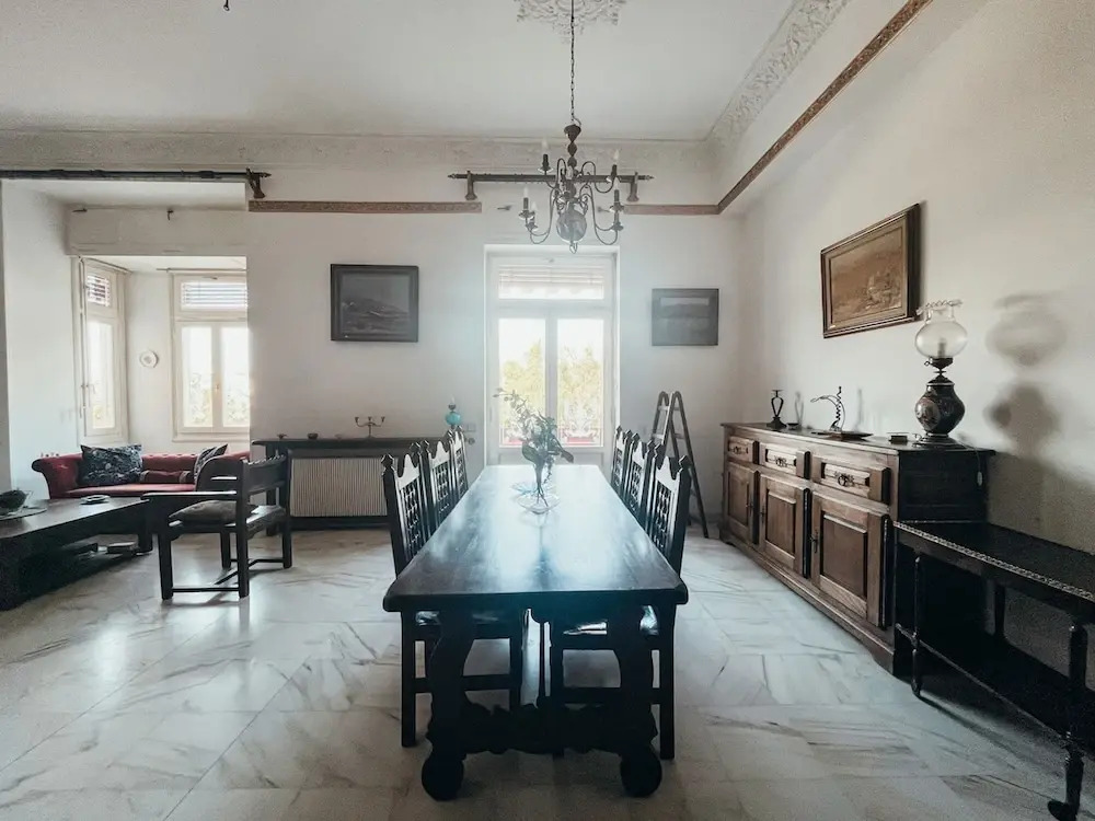 Unique Sunlit House Overlooking the Acropolis