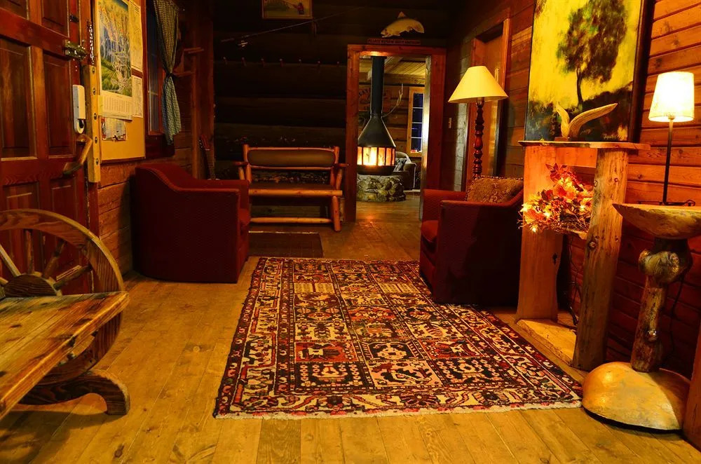 Beaverfoot Lodge & Resort