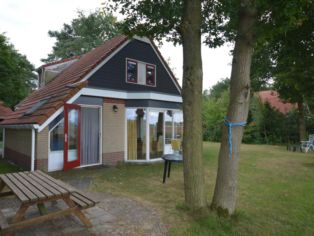 Restful Holiday Home in Lemele