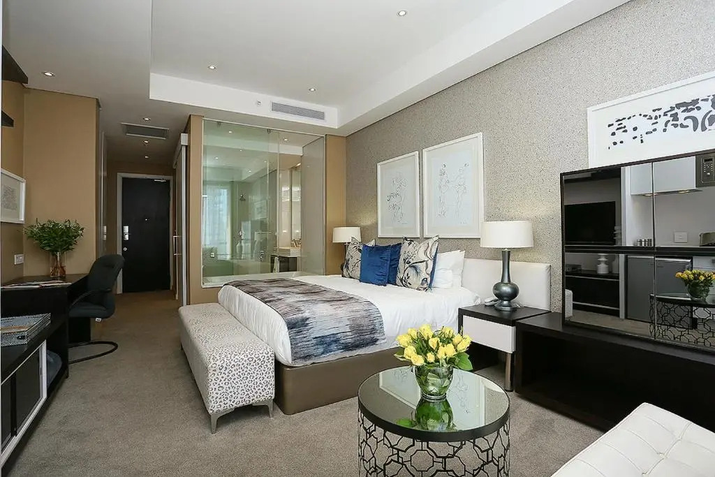 304 Sandton Skye Apartments