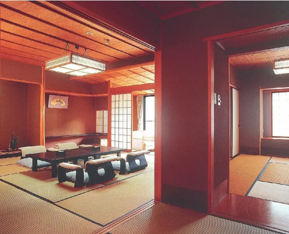Yamanaka Onsen Hanatsubaki