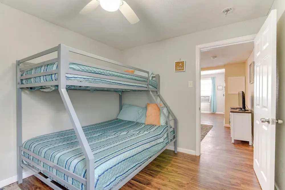 Walk to Beach: Cozy Unit in Galveston!