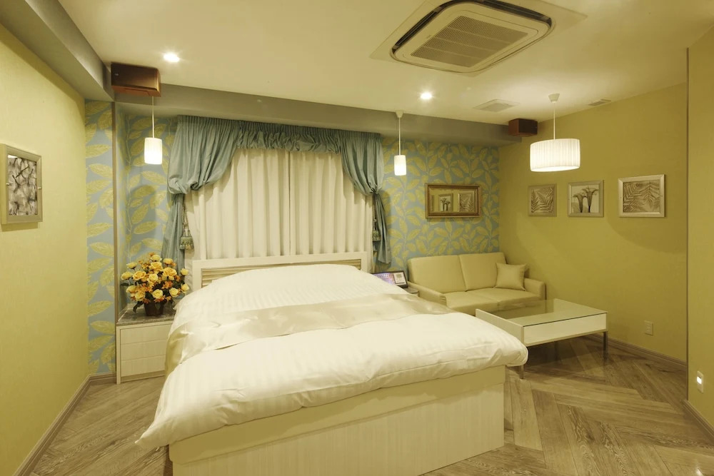 Hotel Valentine Chiryu - Adults Only