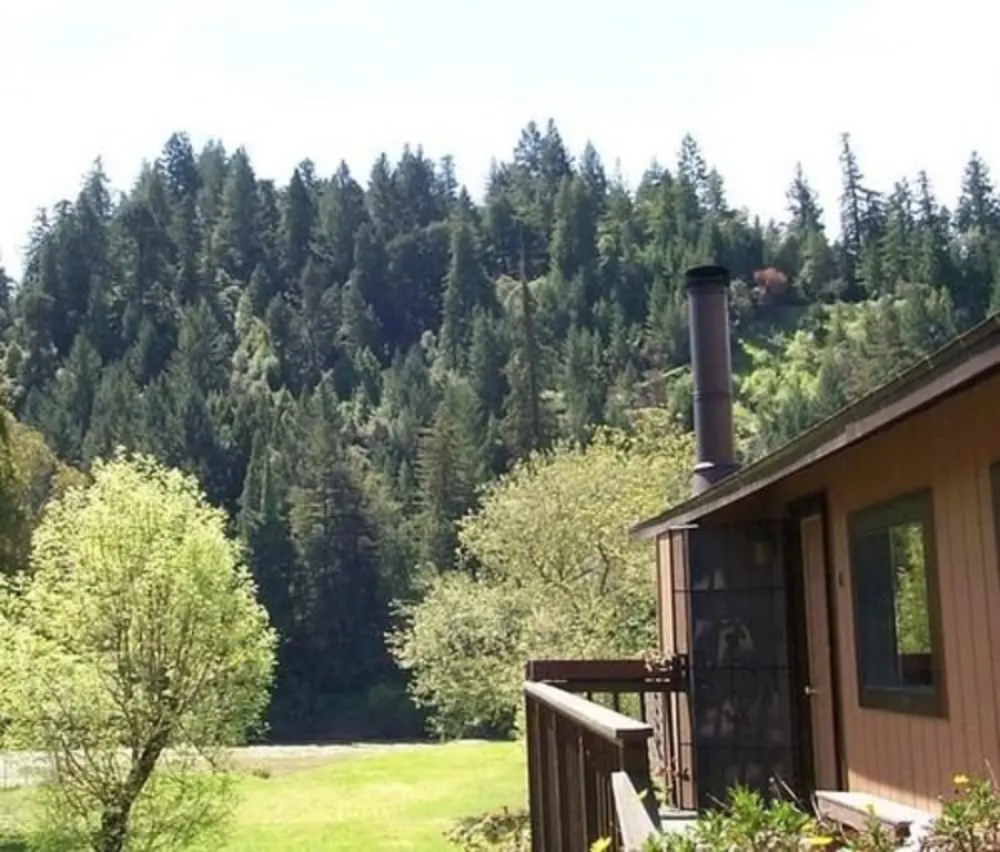 Riverlane Resort