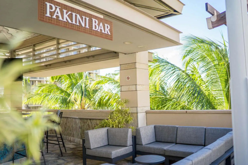 Embassy Suites by Hilton Waikiki Beach Walk