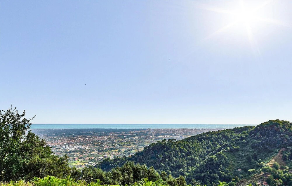 Stunning Home in Pietrasanta With 3 Bedrooms and Wifi