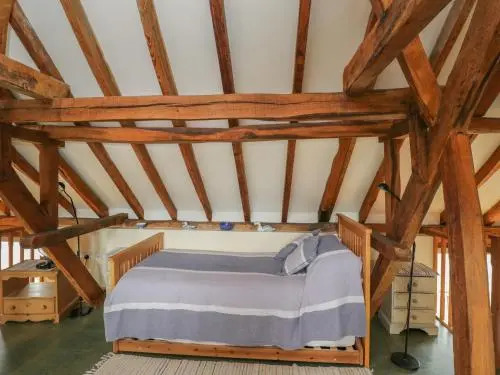 Breaches Barn