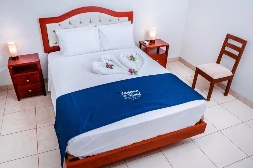 Laguna Azul Hotel & Suites