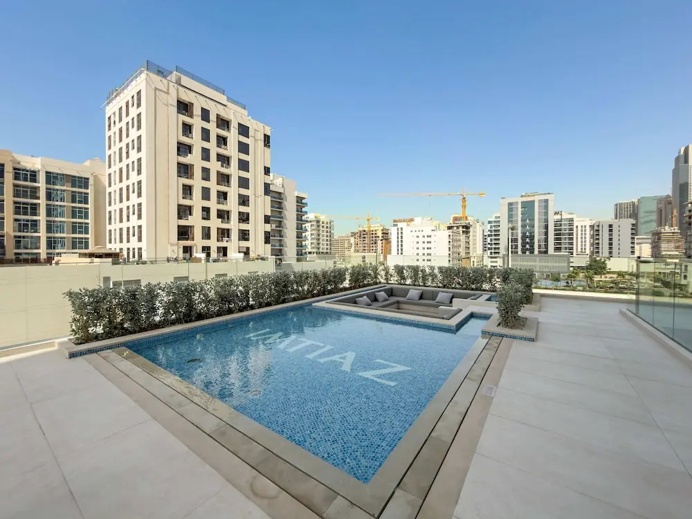 Silkhaus Premium Studio in Jumeirah Garden City