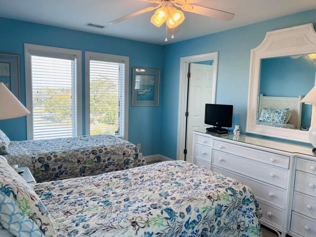 Goins My Way 6 Bedroom Home by Redawning