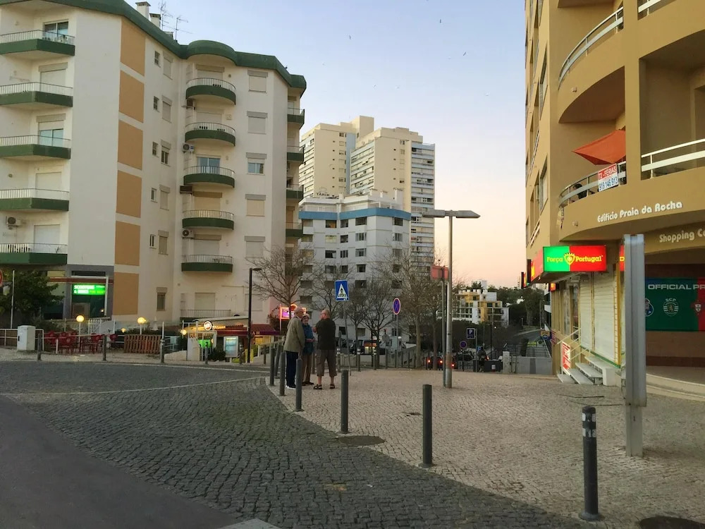Apartment With 2 Bedrooms in Portimão, With Furnished Terrace and Wifi