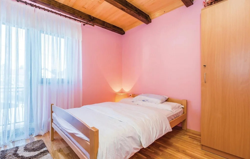 3 Bedroom Nice Home In Fuzine