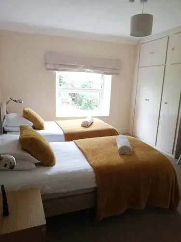 Newton House Apartment