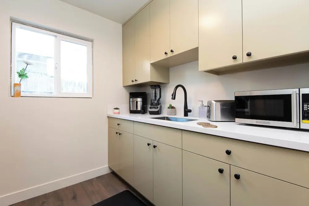 Stunning Studio Near DTLA