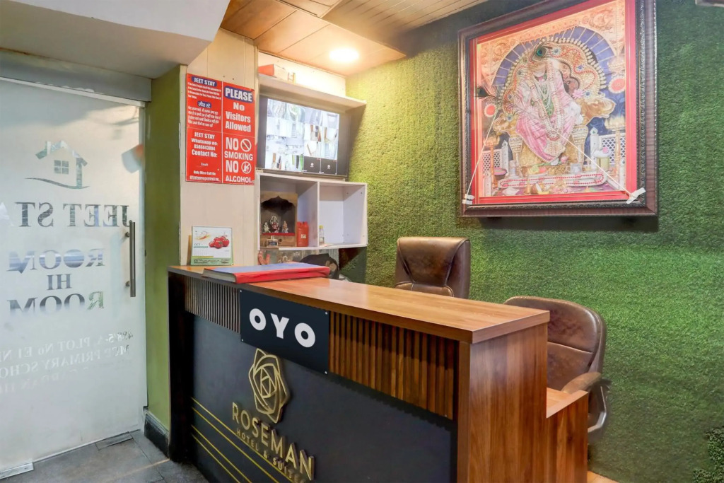 OYO Flagship 80461 R K Residency