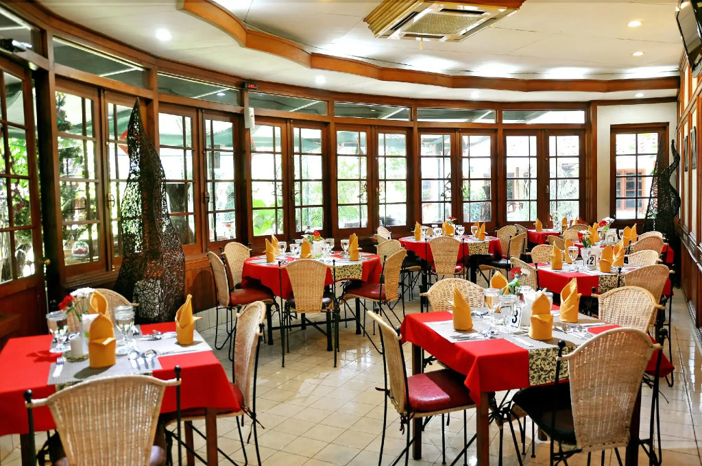 Hotel Dana Solo