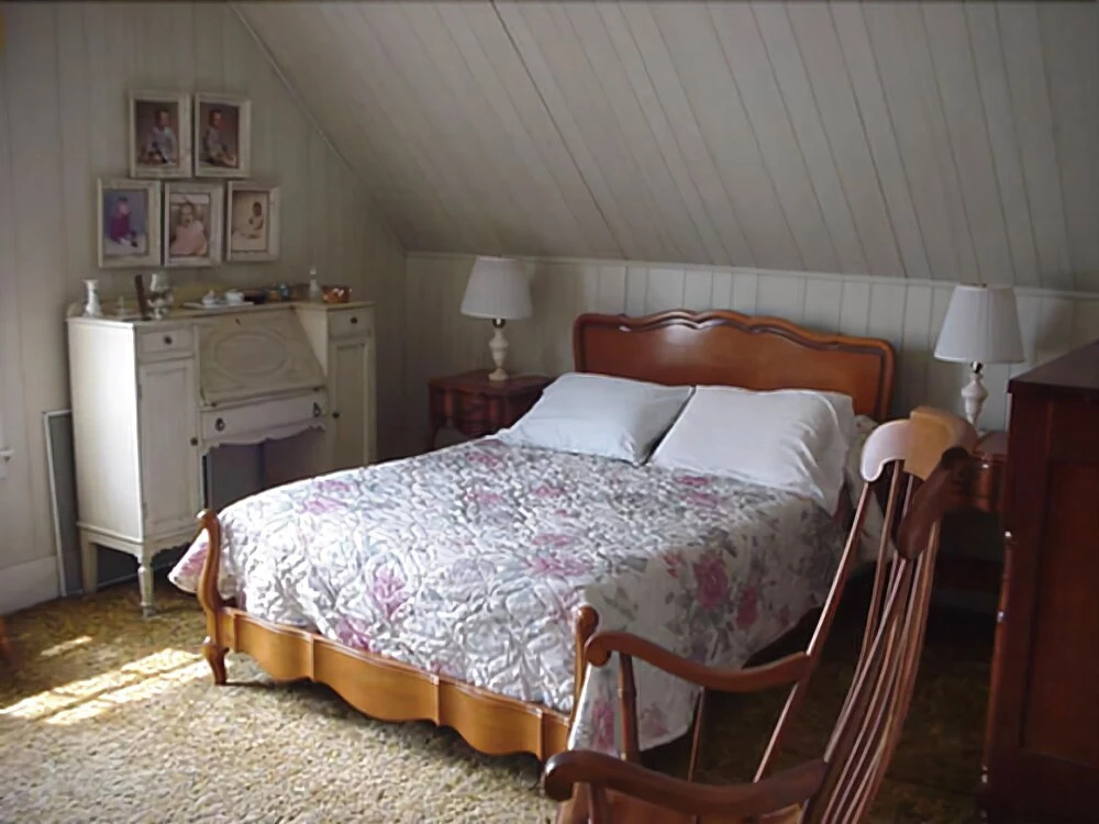 Geary House at Fifield Point - Three Bedroom Home