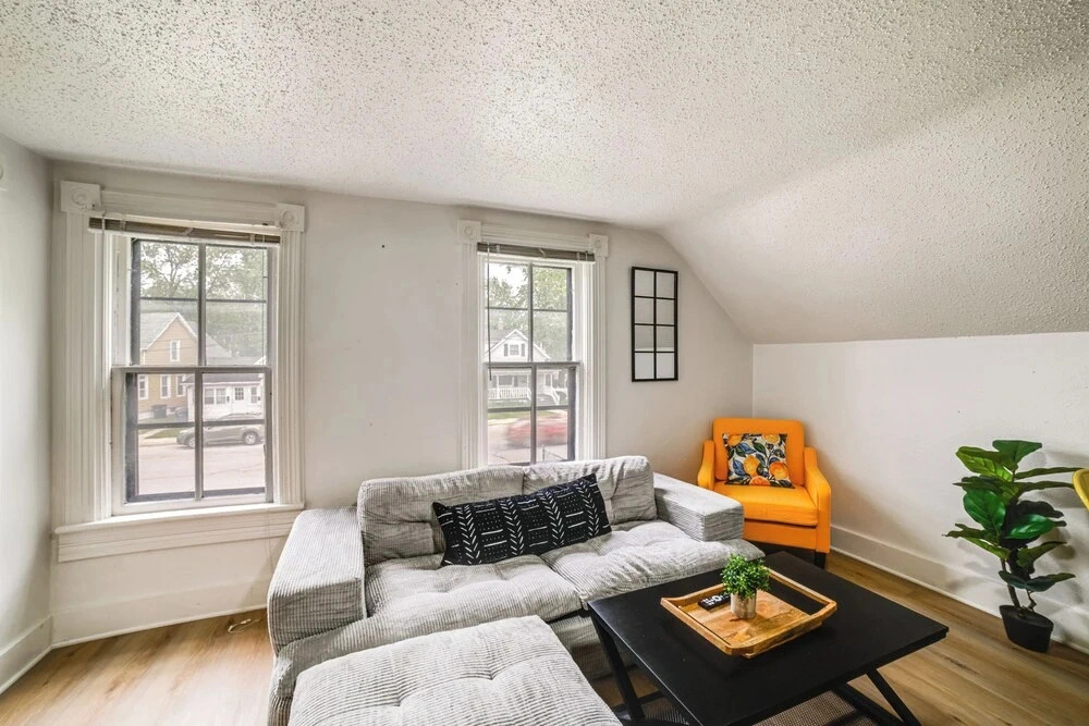 Walkable Apt in Dtwn Michigan City! 2 Mi to Beach