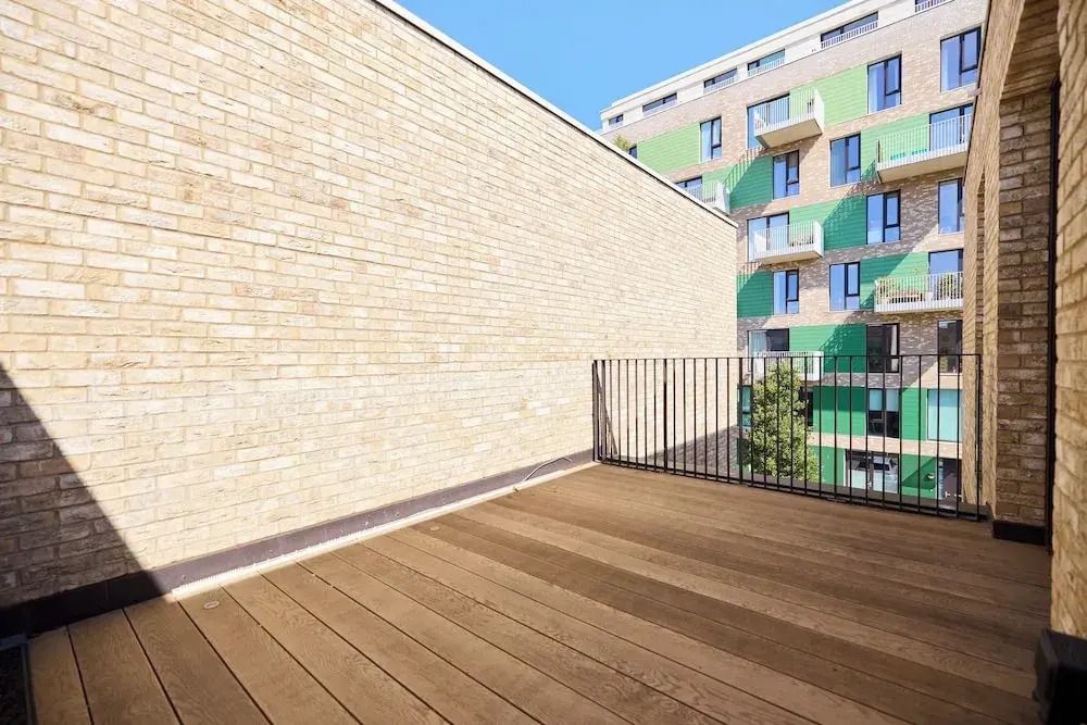 The Greenwich Balcony Home
