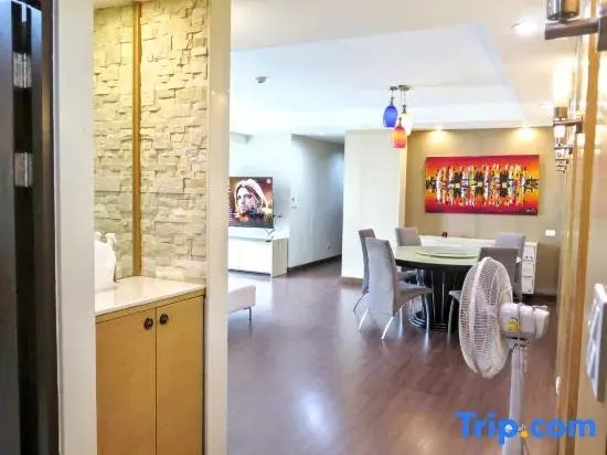 Short-Term Rental Allowed - 4B Downtown BKK Serviced Apartment