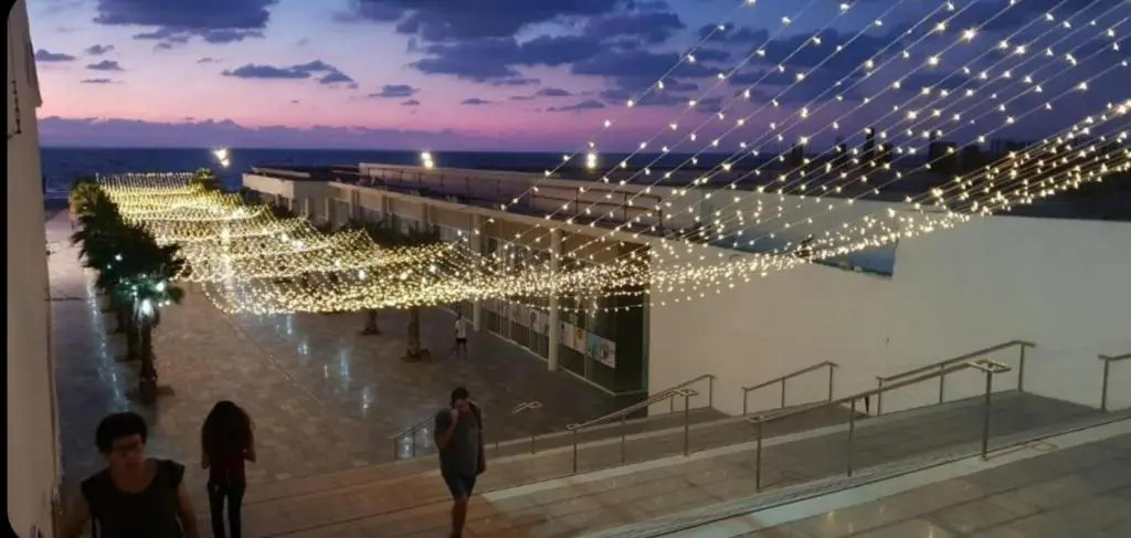 Beachfront Studio Apartment Bat Yam 412