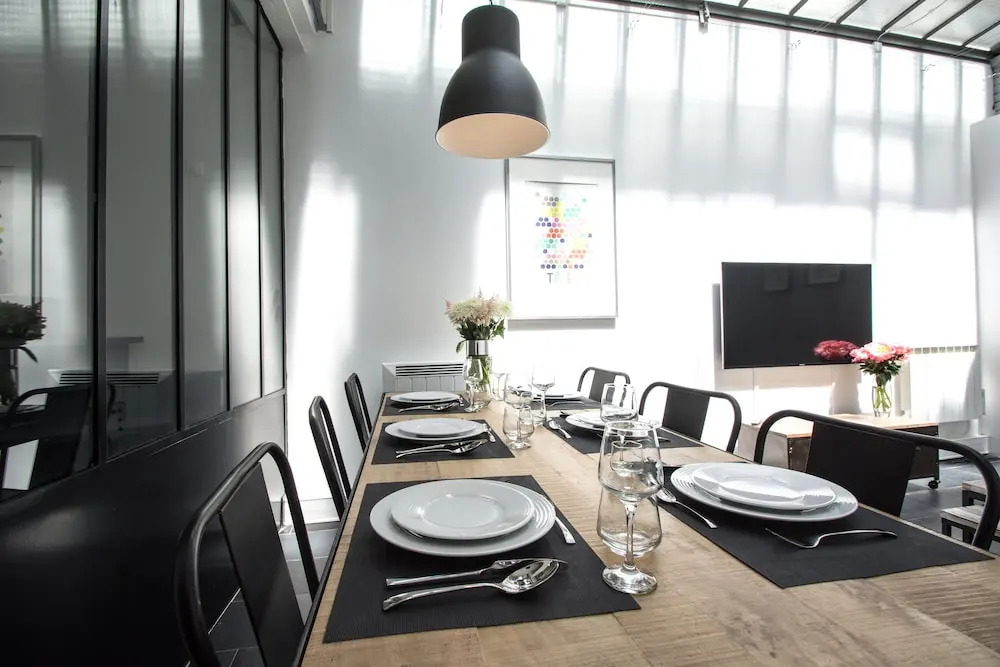 Luxury Apartment in Paris - République