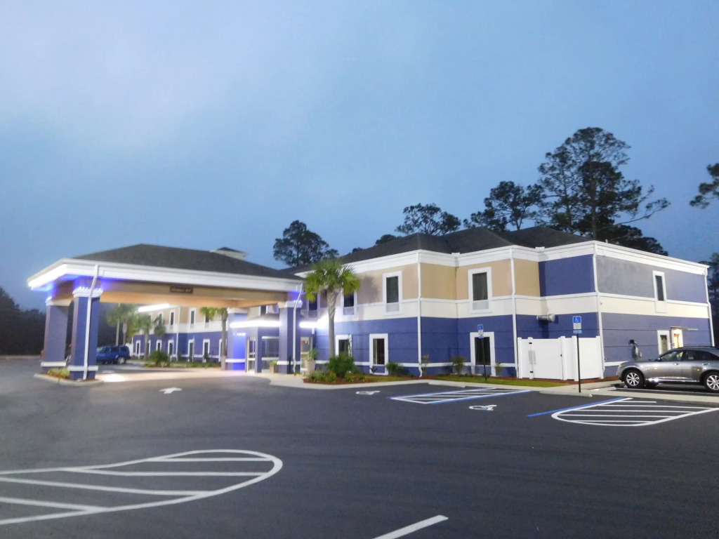 Best Western Waldo Inn & Suites