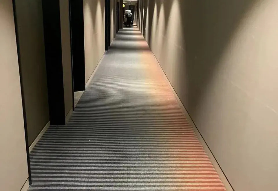 Hangzhou Qingchao Boutique Hotel (Hangfa Factory Metro Station Yinlong Department Store)
