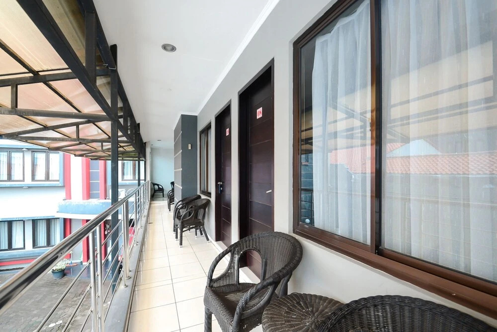 Airy Kesambi Tuparev 107 Cirebon