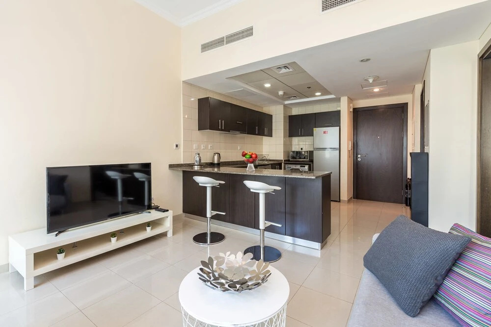 Deluxe Holiday Homes - Bay Central