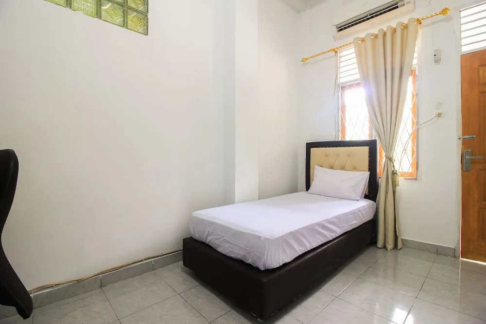 Kost Daya by OYO Rooms