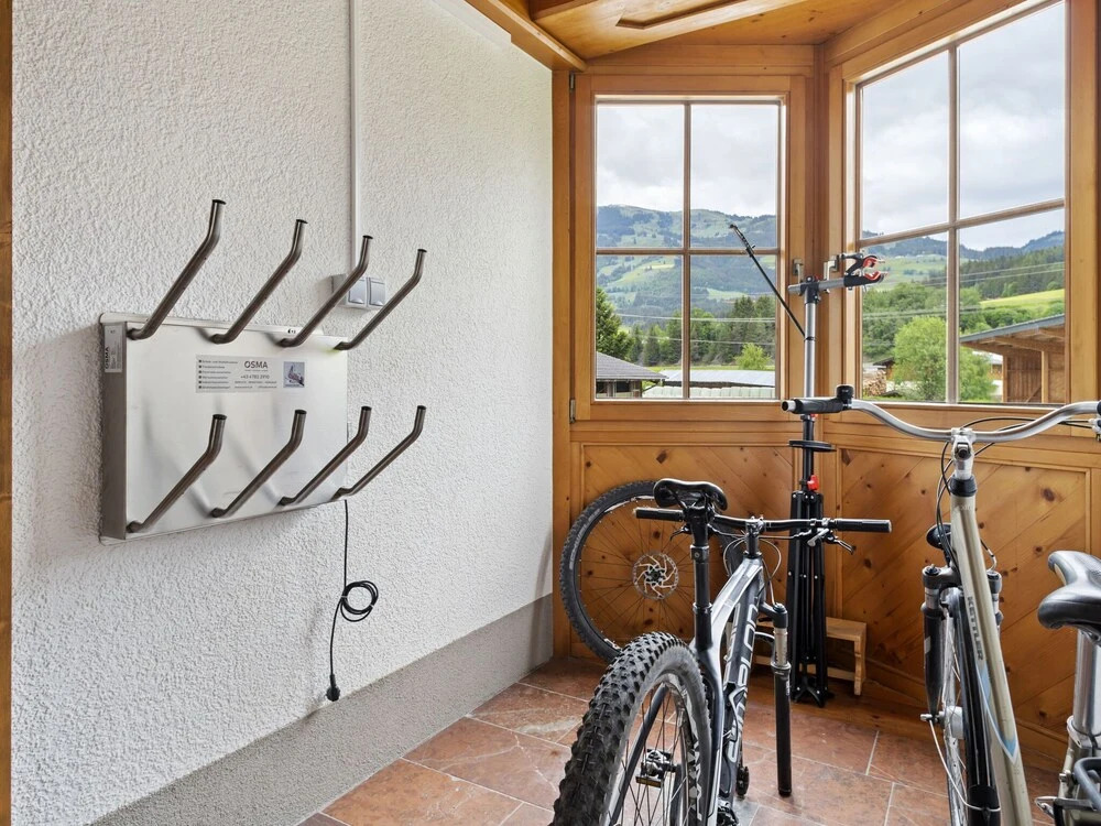 Alluring Apartment in Hollersbach im Pinzgau With Balcony