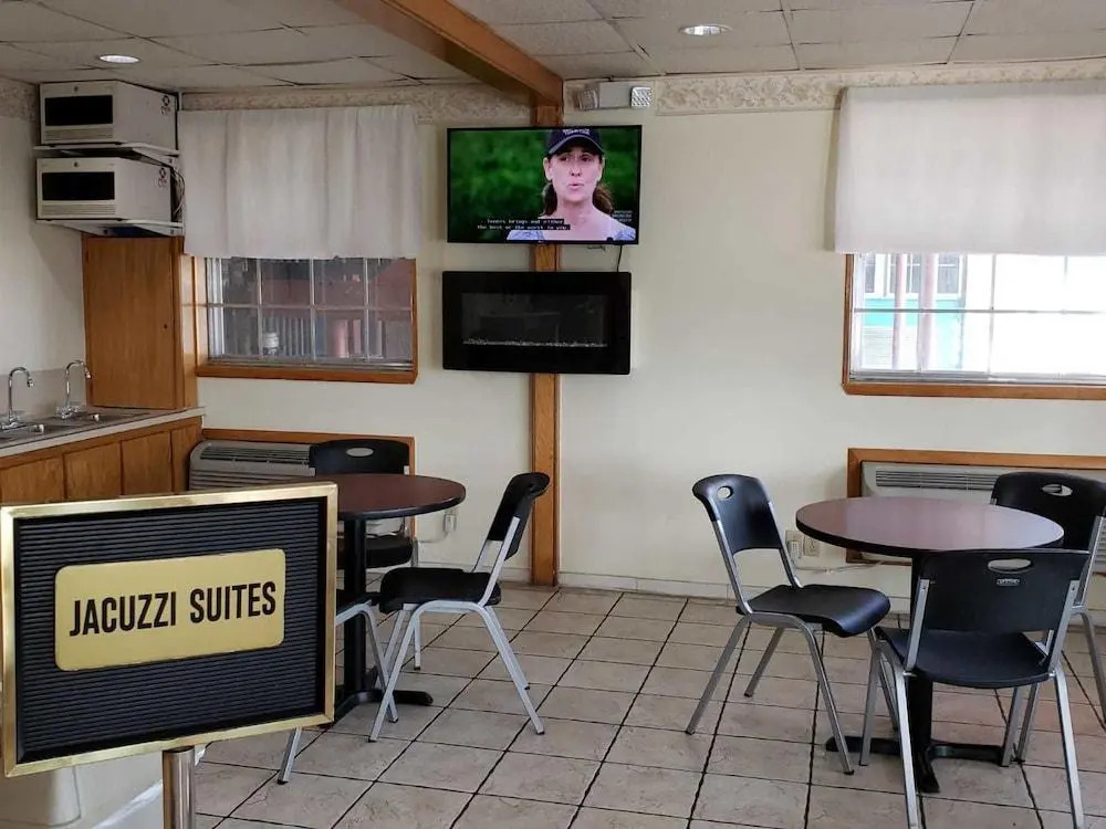 Rest Inn and Suites Tulsa
