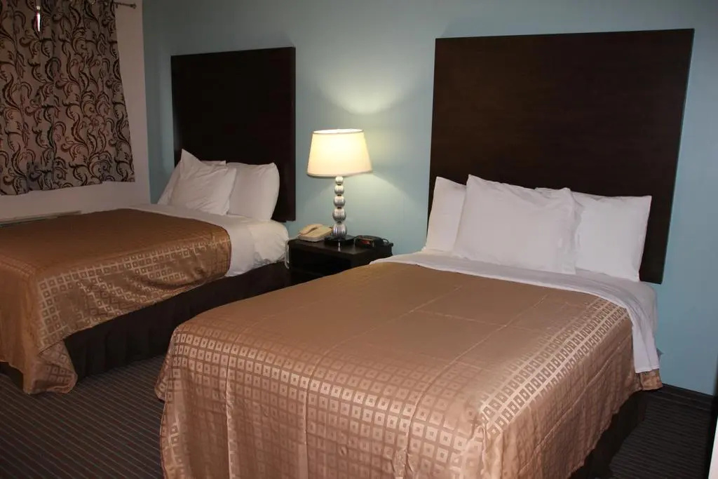 Sterling Inn near IAG Airport