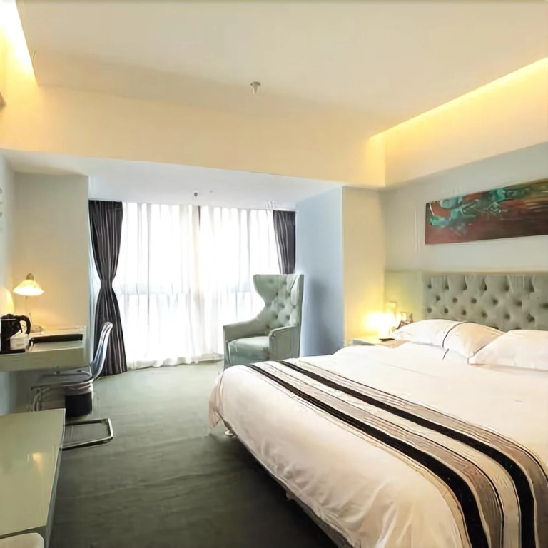 Hongtu Royal Business Hotel