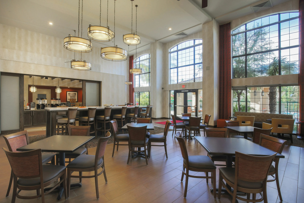 Hampton Inn & Suites Camarillo
