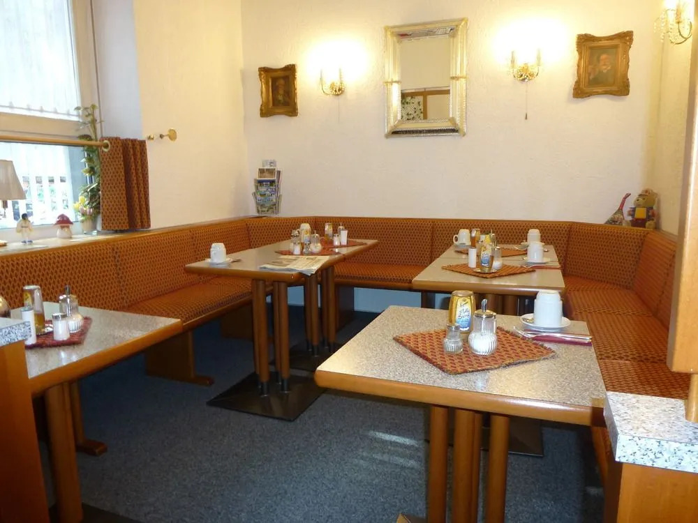 Hotel Adler