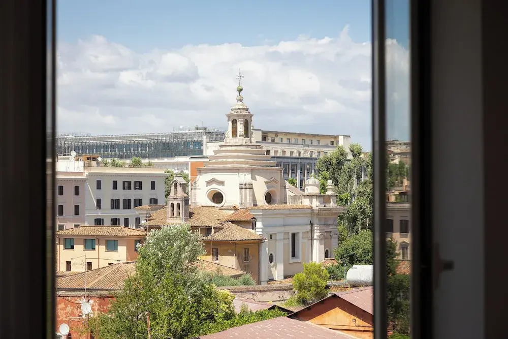 Rental in Rome Colosseo Modern Apartment