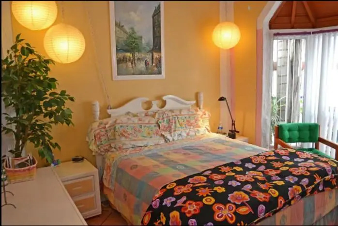 Welcome to Casa Viva Mexico 3-bedrooms 2-bathroms 6-Guests close to Shoping Center & Beach