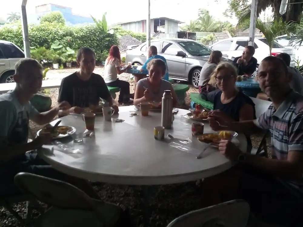 Chill Out Arenal Hostel