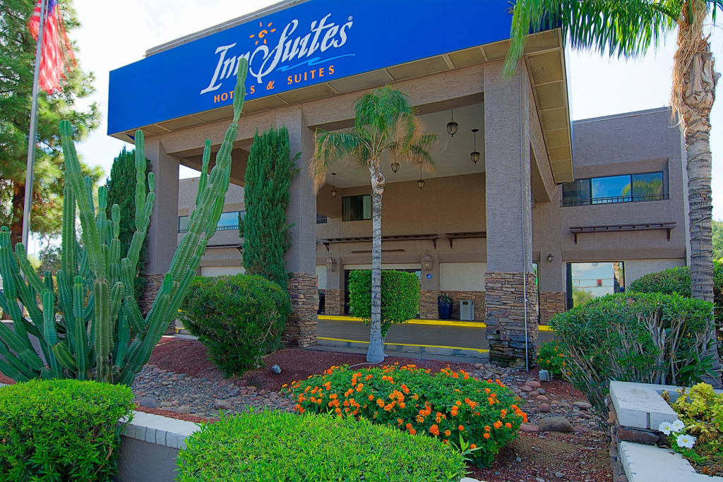 Tempe by the Mall Phoenix Airport Hotel