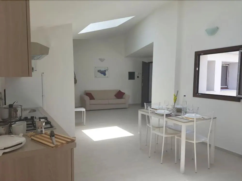 Galleria Quaroni House