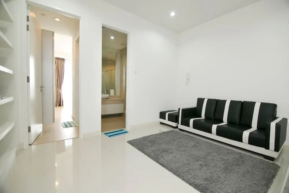 Spacious Suite Next to Nexus & Capri Bangsar South
