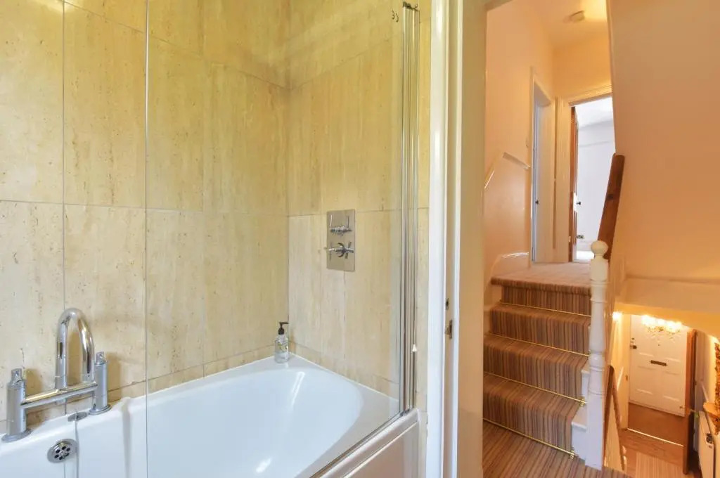 Bellevue Road - Stunning 3 storey home only a stones throw away from the beach
